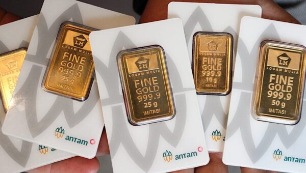 Harga Emas Pegadaian Hari Ini, Antam Naik Tipis