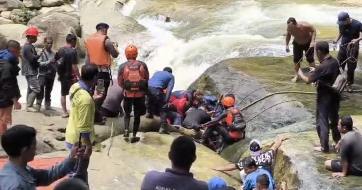 ​Tim SAR Temukan Remaja Tenggelam di Riam Kecala