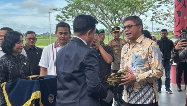 Yusril Ihza Mahendra Tiba di Kalbar, Hadiri Agenda Strategis
