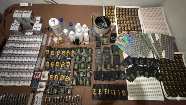 Polda Metro Bongkar Lab Narkoba Liquid Vape di Tamansari