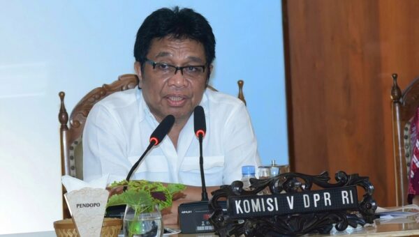Potongan Aplikator Ojol Jadi 8 Persen, DPR Dukung