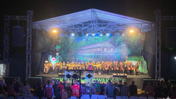 Penutupan PGD ke-40 Kalbar Berlangsung Meriah
