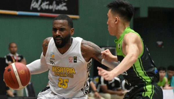 Triple-Double Thibodeaux Bawa Hornbills ke Gim Ketiga