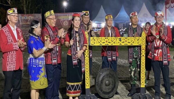Gawe Dayak Naik Dango XXVI Singkawang Resmi Dibuka