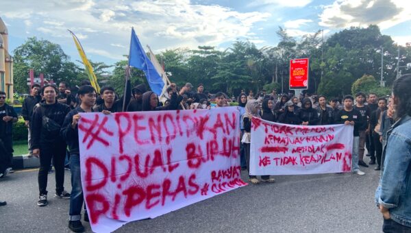 Aliansi Cipayung Plus Gelar Aksi May Day di Digulis
