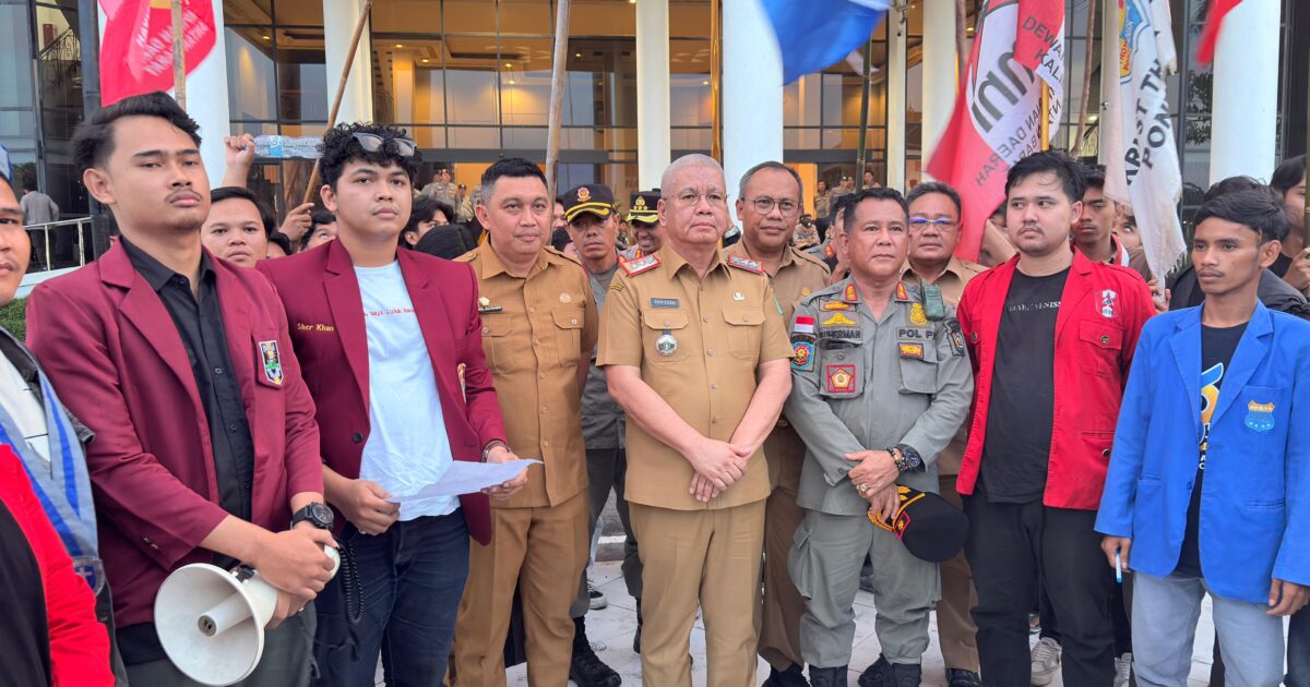 Demo Kalbar: Cipayung Plus Tuntut Hak Buruh & Pendidikan