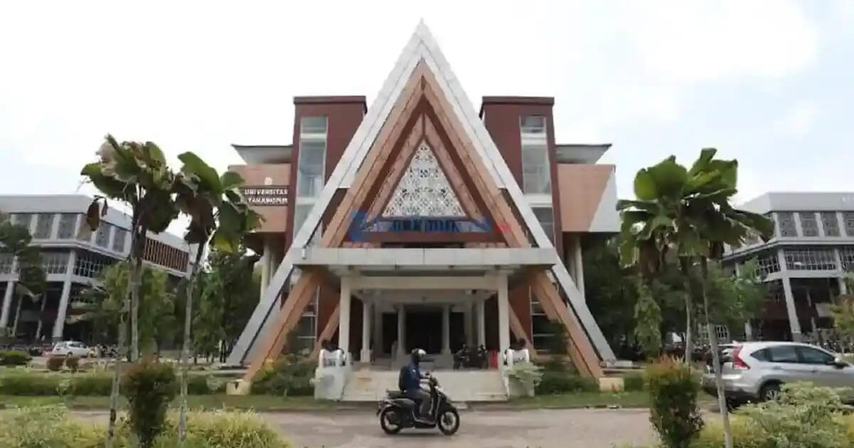 Rektor Untan Klarifikasi Isu Skorsing Massal Mahasiswa