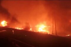 Gudang Barang Bekas di Tebas Sambas Ludes Terbakar, Kerugian Capai Ratusan Juta