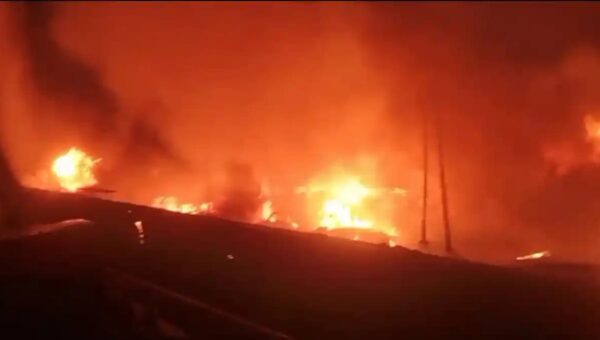 Gudang Barang Bekas di Tebas Sambas Ludes Terbakar, Kerugian Capai Ratusan Juta