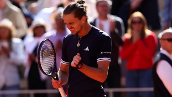 Zverev Final French Open, Incar Gelar Grand Slam Perdana