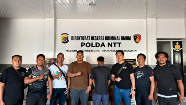 Polisi Tangkap Penipu Tiket Pelni di Kupang