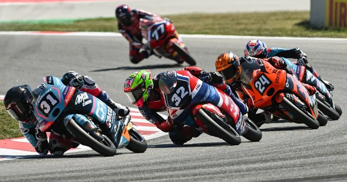 Ramadhipa Cetak Sejarah: Kemenangan Pertama di Moto3 Junior