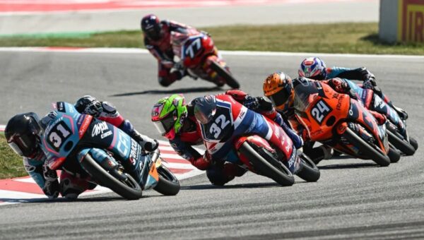 Ramadhipa Cetak Sejarah: Kemenangan Pertama di Moto3 Junior