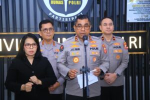 Polri Kerahkan 300 Brimob Atasi Karhutla Kalbar.