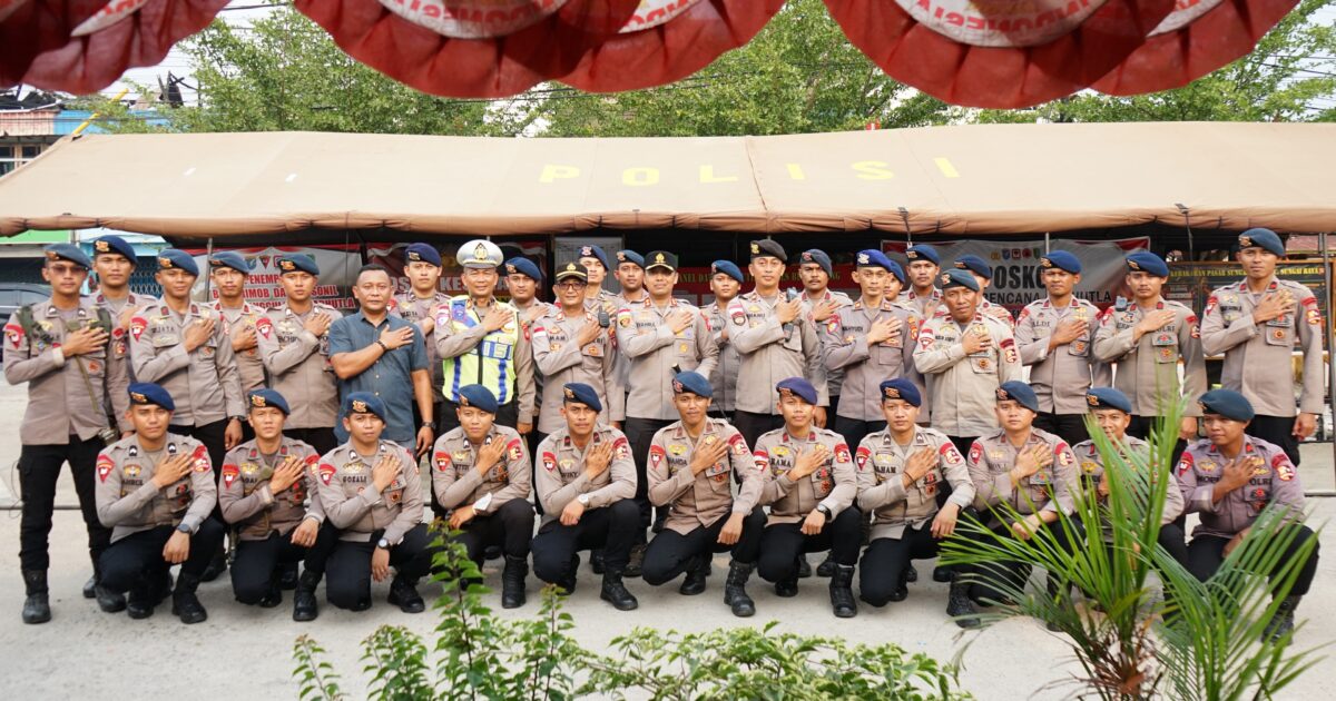30 Brimob Perkuat Penanganan Karhutla di Bengkayang