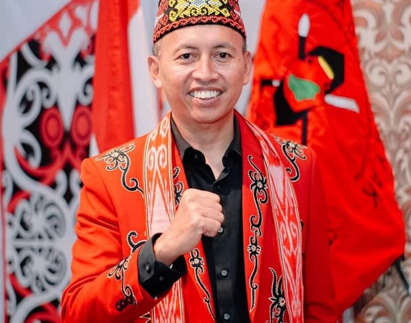 Ketua DAD Sintang Ajak Warga Kibarkan Merah Putih di HUT ke-81 RI