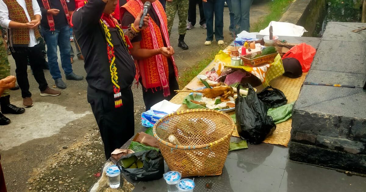 Ritual Adat Bapinta Ka’ Jubata Digelar di Landak