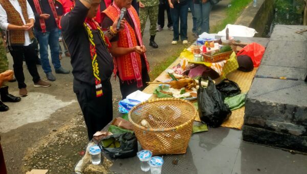Ritual Adat Bapinta Ka’ Jubata Digelar di Landak