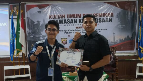 POLTEK AISYIYAH PONTIANAK GANDENG DENSUS 88 AT POLRI GELAR SEMINAR WAWASAN KEBANGSAAN, BENTENGI MAHASISWA DARI RADIKALISMEPONTIANAK