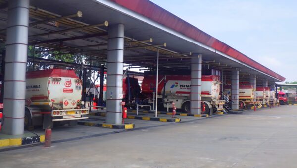 Pertamina Patra Niaga Regional Kalimantan Perkuat Pelayanan di SPBU Apung Kapuas Hulu